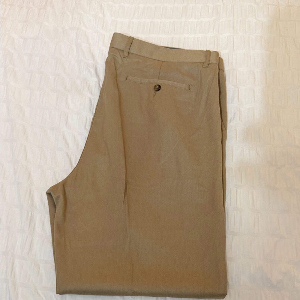 Old Navy Men's Khaki Chinos